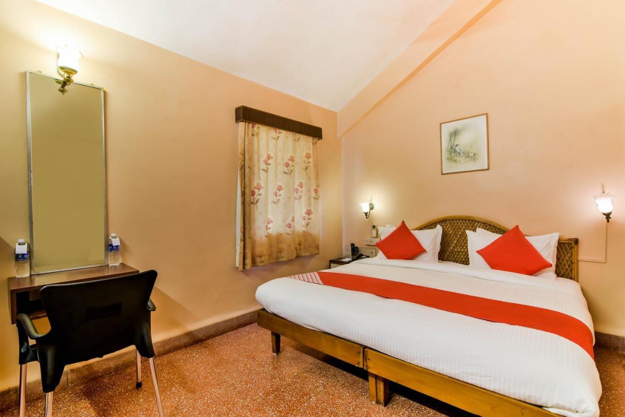 Oyo 807 Hotel Gopika International Goa エクステリア 写真