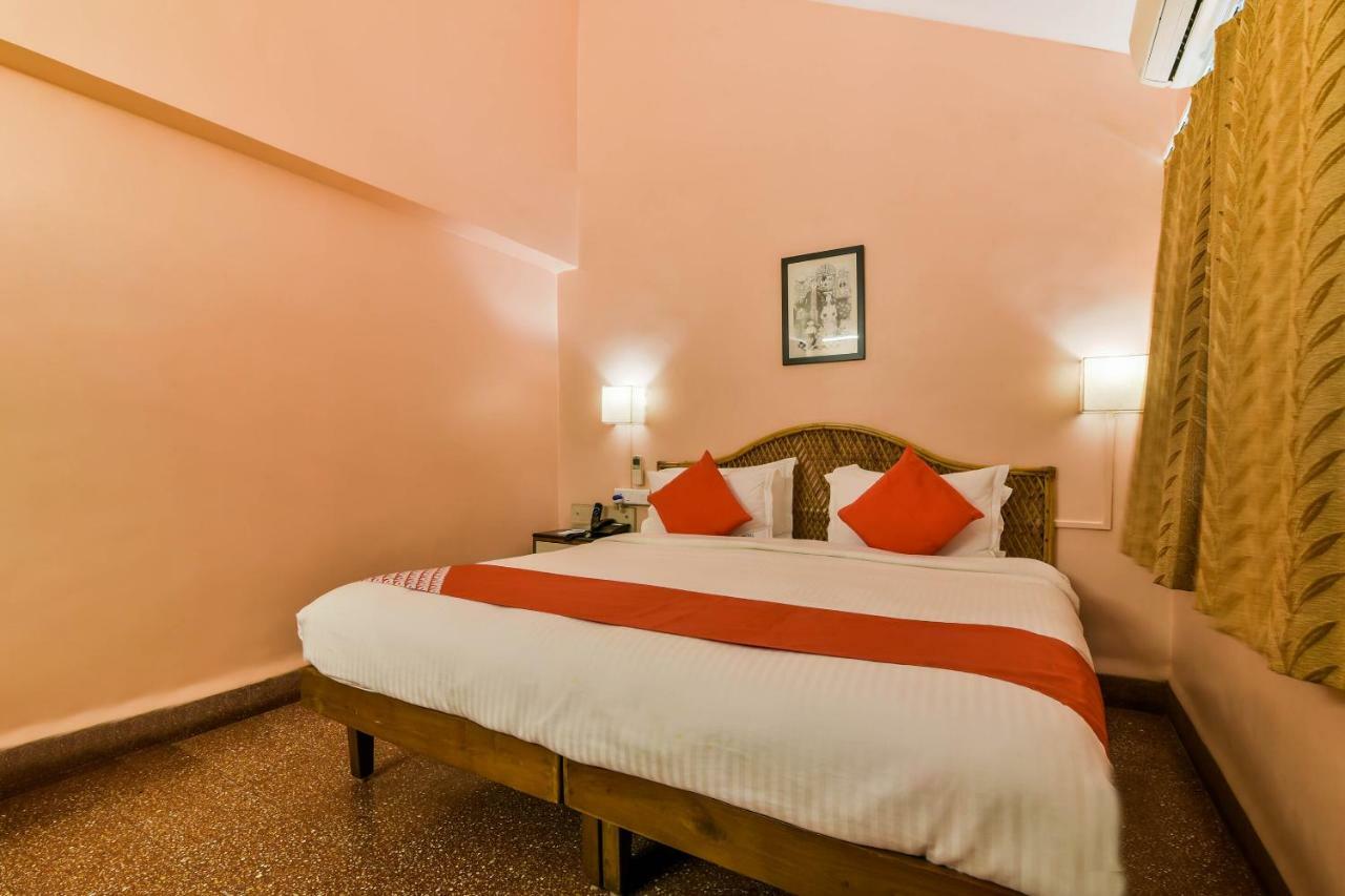 Oyo 807 Hotel Gopika International Goa エクステリア 写真